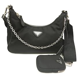 Borsa Satchel Prada Re Edition 2005 in Re-Nylon con rifiniture in pelle Saffiano nera