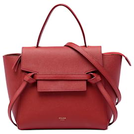 Céline Celine Nano Gürteltasche aus narbigem Kalbsleder rot