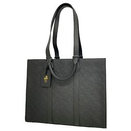 Louis Vuitton Taurillon Sac Plat 24H Tote Bag
