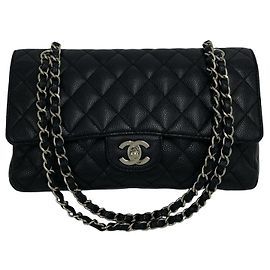 CHANEL Double Flap Matelassé Coco Mark Schultertasche aus Kaviarleder