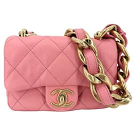Borsa a tracolla Chanel Mini Matelassé con catena