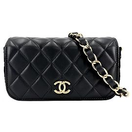 Borsa a tracolla Chanel in pelle nera
