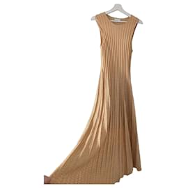 Sandro Vestido Largo de Punto Beige