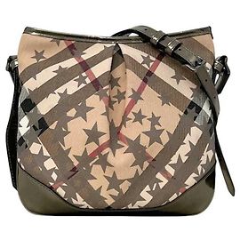 Burberry Schultertasche aus beigem PVC-Leder