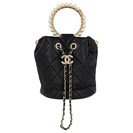 Borsa a secchiello Chanel Coco Mark Matelassé