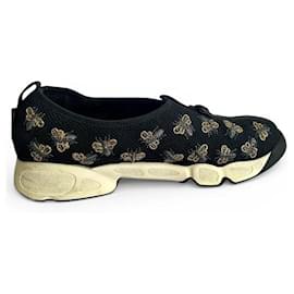 Dior Schwarze Canvas-Sneaker mit gestickten Schmetterlingen