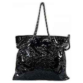 Borsa Tote Chanel in pelle verniciata nera