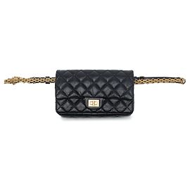 Borsa cintura Chanel Reissue 2.55 con patta in pelle di vitello matelassé nera