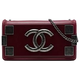 Borsa a tracolla Chanel Boy Brick Horizontal Flap in pelle d'agnello e acrilico rossa