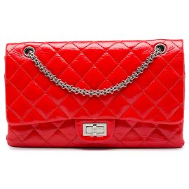 Borsa a tracolla Chanel Reissue 2.55 Double Flap 227 in vernice matelassé rossa