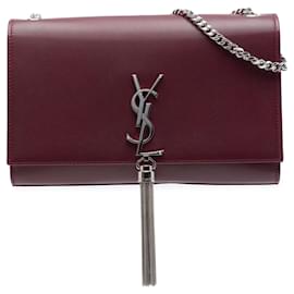 Borsa a tracolla Kate Tassel Medium in pelle di vitello liscia rossa con monogramma classico Saint Laurent