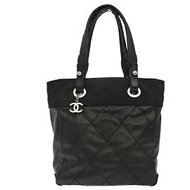 Chanel Biarritz Tote aus gestepptem beschichtetem Canvas Small