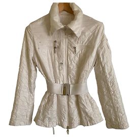 Autre Marque Airfield weiße gesteppte Nylonjacke mit Gürtel
