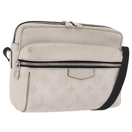 LOUIS VUITTON Tiger Lama Monogram Alpha Messenger Bag White M31069