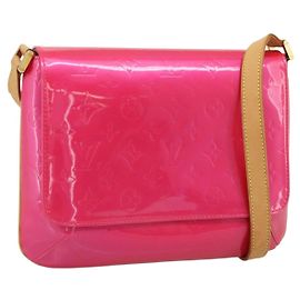 LOUIS VUITTON Monogram Vernis Thompson Street Fuchsia Pink M91215