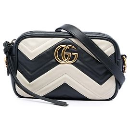 Gucci Mini Borsa a Tracolla GG Marmont in Pelle Matelassé Nera