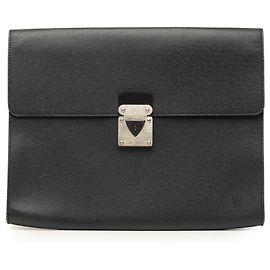 Louis Vuitton Black Taiga Minuto