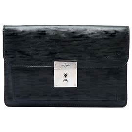 Clutch Louis Vuitton Black Epi Neo Belaia