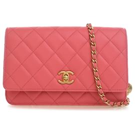 Portafoglio con catena Chanel Pink CC Quilted Lambskin Pearl Crush