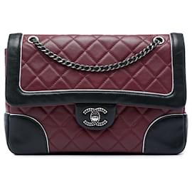 Chanel Red Paris Salzburg Medium Bicolor Quilted Lambskin Tyrolean Flap