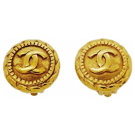 Pendientes de clip Chanel Gold
