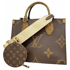 Borsa Louis Vuitton Monogram Giant Reverse OnTheGo PM