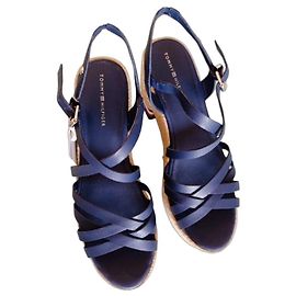 Sandali con zeppa Tommy Hilfiger blu navy