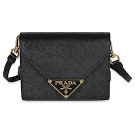 Prada Kartenetui aus schwarzem Saffiano-Leder mit Riemen