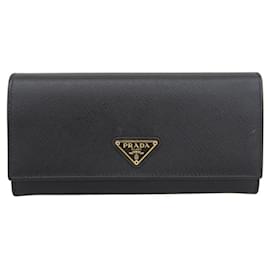 Portafoglio lungo Prada in pelle Saffiano nera