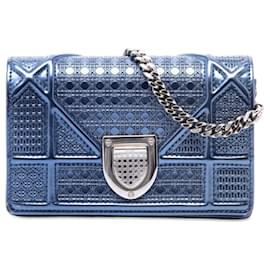 Borsa a tracolla Diorama Baby in vernice metallizzata Microcannage blu