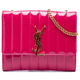 Borsa a tracolla Vicky Medium in vernice rosa Saint Laurent
