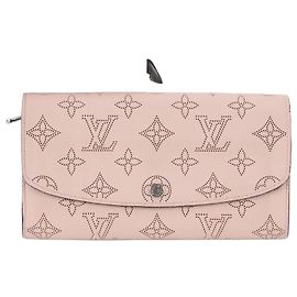 Louis Vuitton Monogram Mahina Portefeuille Iris Long Wallet