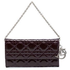 Dior Lady Dior Wallet On Chain aus lila Lackleder Cannage