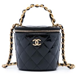 Borsa Vanity Chanel Afternoon Tea in pelle verniciata matelassé nera con manico e catena