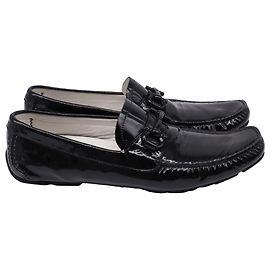 Salvatore Ferragamo Ferragamo Loafer aus schwarzem Lackleder