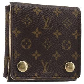LOUIS VUITTON Monogram Accessory Case LV Auth 198562A