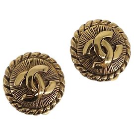 Pendientes CHANEL metal Gold Tone CC Auth 199736V