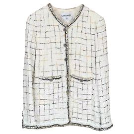 Chanel La Petite Veste Noire Jacken