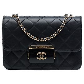 Chanel Mini Sheepskin Beauty Lock Umhängetasche Schwarz