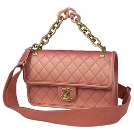 Bolsa Chanel Matelassé em rosa salmão