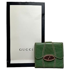 Portafoglio Vintage Gucci in Pelle Verde Chiusura Bronzo