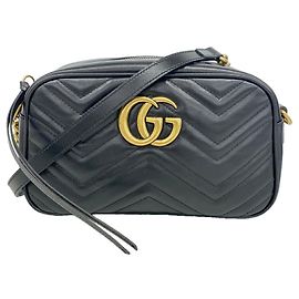 Borsa a tracolla Gucci GG Marmont in pelle nera