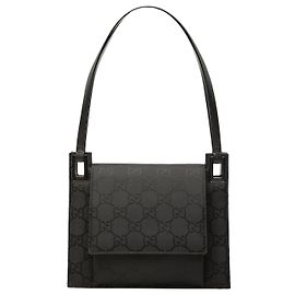 Bolso de hombro Gucci de nailon GG negro