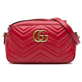 Gucci Borsa a tracolla Small GG Marmont in pelle matelassé rossa