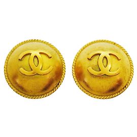 Orecchini a clip Chanel con cerchio logo Coco