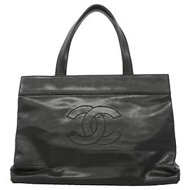 Borsa Tote Chanel in pelle di vitello martellata nera