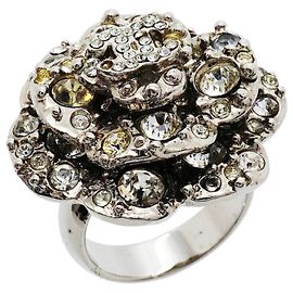Anello a fascia Chanel Camélia argento
