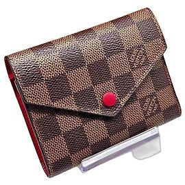 Cartera Louis Vuitton Victorine Damier Ebene Rojo Cerise