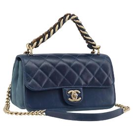 CHANEL Borsa a Tracolla Matelassé con Catena in Pelle 2way Navy Gold CC Auth 197156V