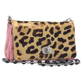 Borsa a tracolla Miu Miu Matelassé con catena in pelle Harako Rosa Argento Auth 200288